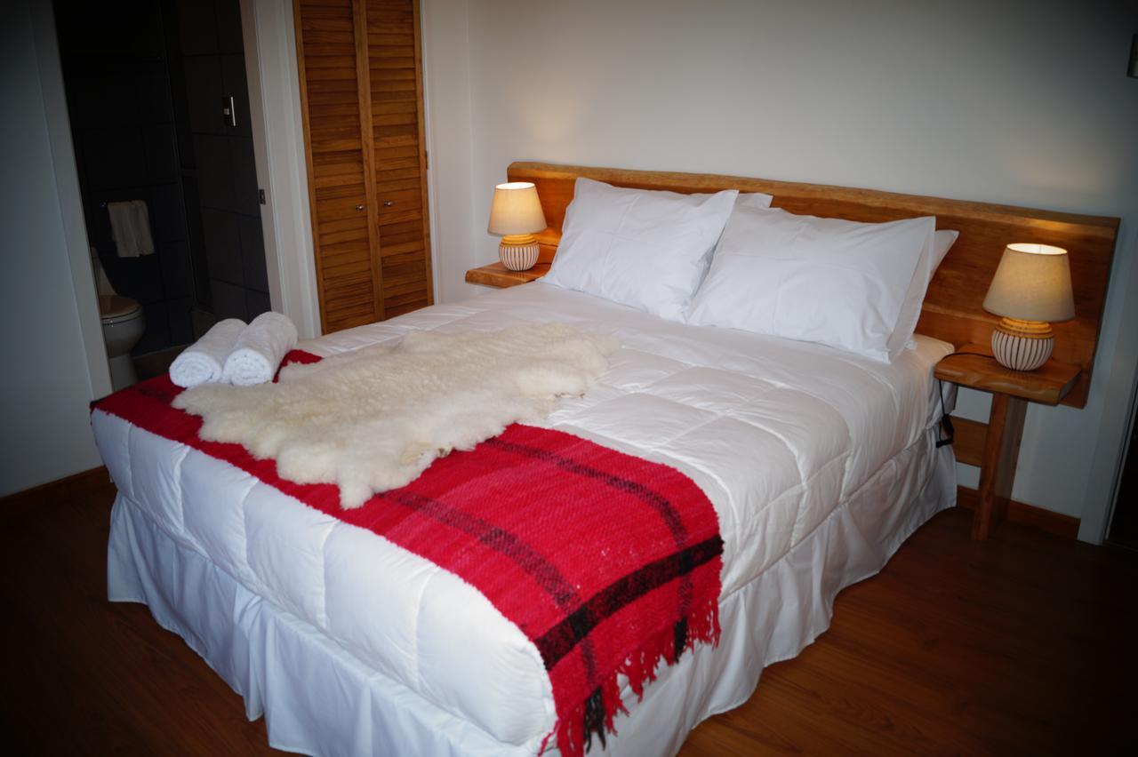 פורטו נטאלס Hostal Doble E Patagonia מראה חיצוני תמונה