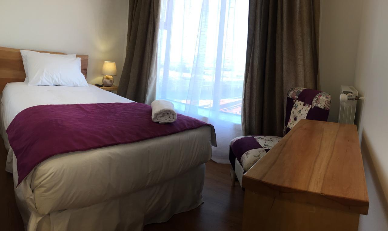 פורטו נטאלס Hostal Doble E Patagonia מראה חיצוני תמונה